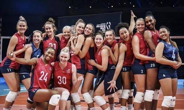 美国女排vnl25人大名单披露:阵容强劲!奥运班底领衔,新星脱颖而出!