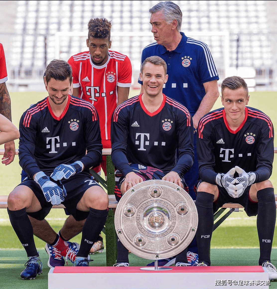 今日足球:纽卡斯尔联vs埃弗顿 伯恩茅斯vs水晶宫