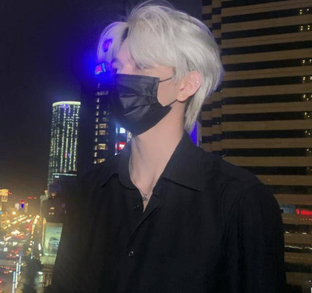 原创鸭嘴兽七鹤大人再次摘掉口罩看清他的长相后是心动的感觉啊