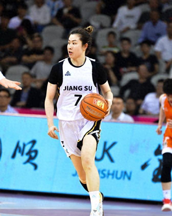 江苏女篮苦战过关,四大改革任务提上日程_陈晓佳_打法_赛季