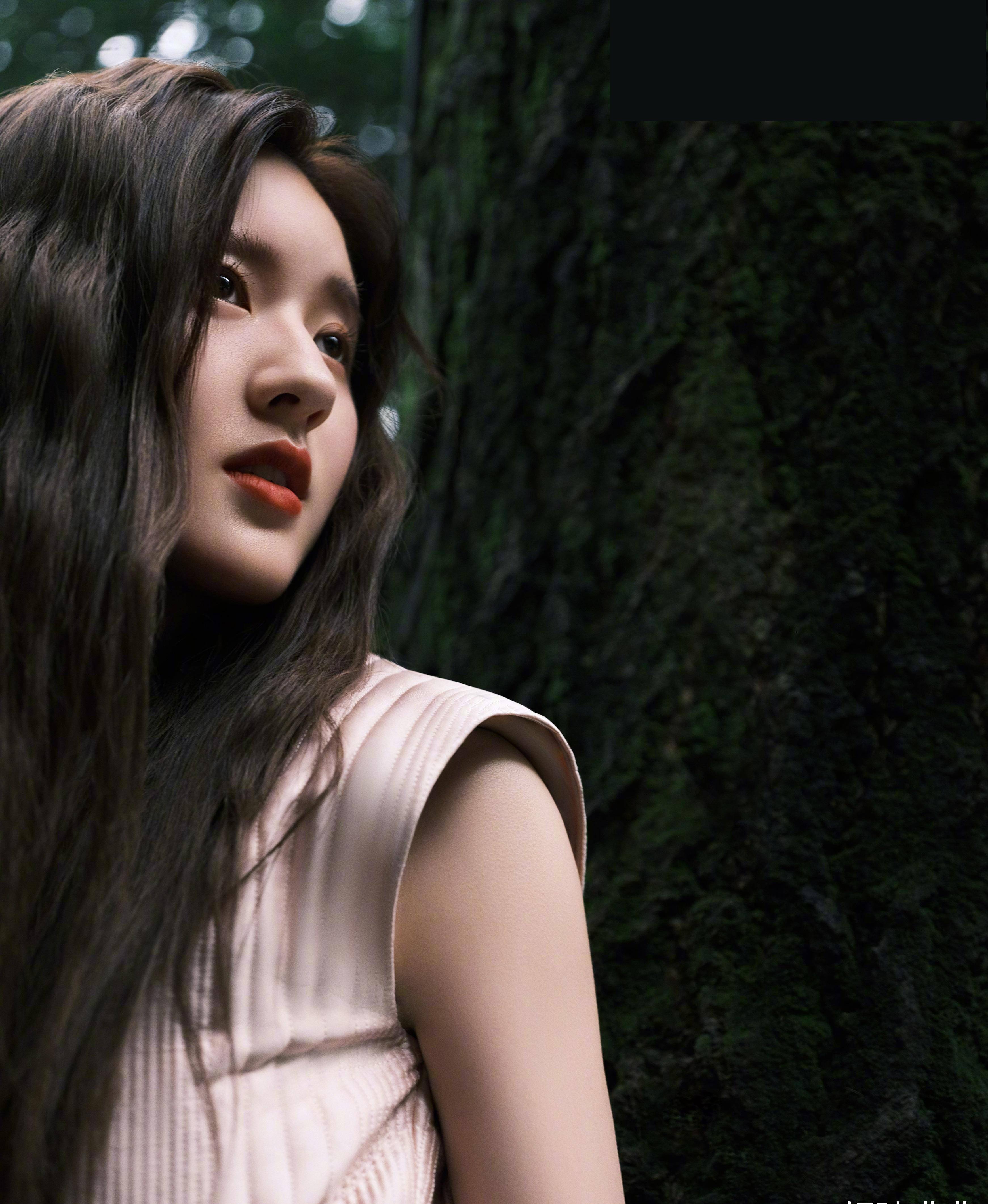 林雨申采访太好笑,回应和赵露思的吻戏,了解的演员中还有王一博