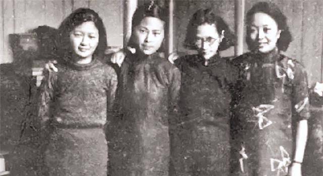 原创美女陆英16年生14胎36岁油尽灯枯倒在产房只可惜红颜薄命