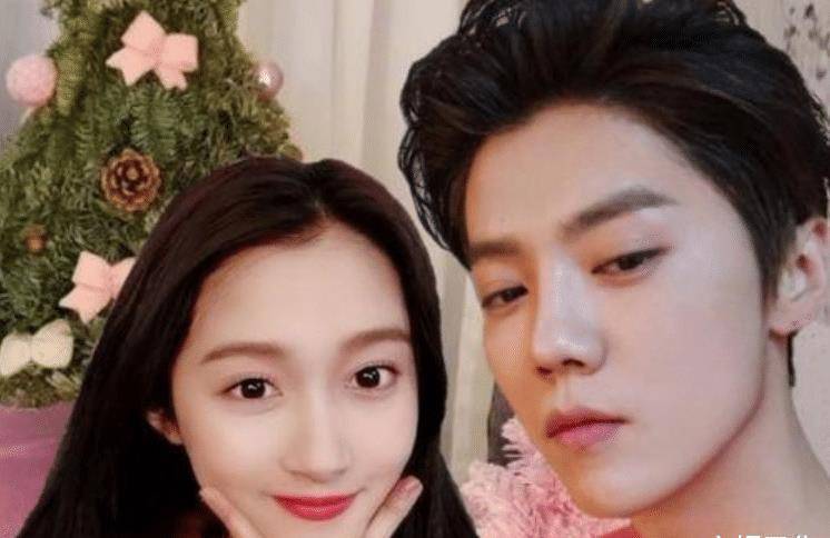 创造营2022导师海报曝光谁注意鹿晗站位节目组用心良苦啊