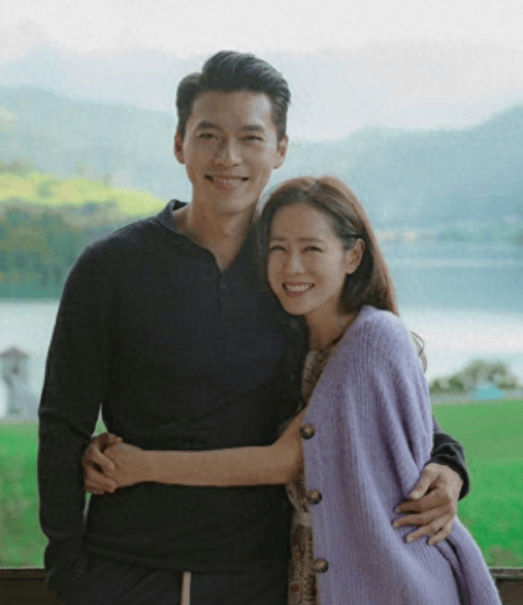 发福利了孙艺珍玄彬婚纱照曝光纪念婚姻两周年