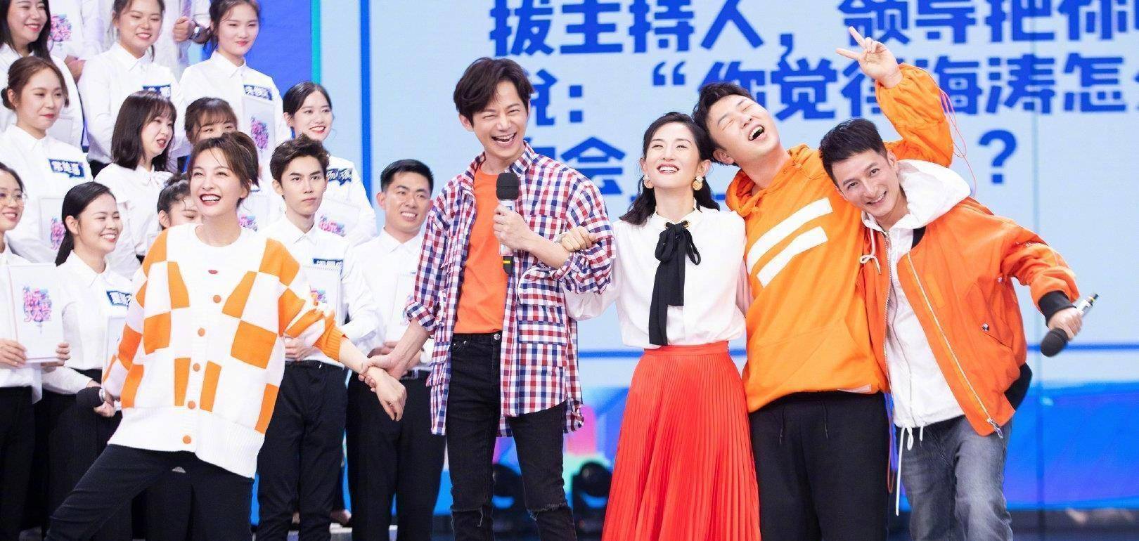 原创心疼吴昕爸爸生病入院吴昕累到眼眶凹陷黑眼圈遮不住近况曝光惹人