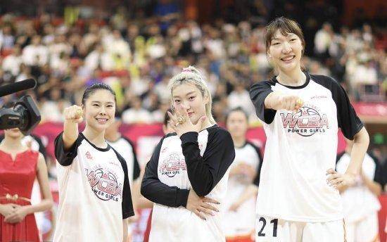 原创四川女篮迎接东莞挑战李梦韩旭王思雨联手奏响降维交锋