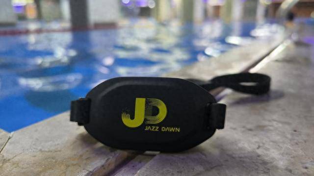 哪些耳机可以戴着游泳?这四款游泳防水耳机超值入手!