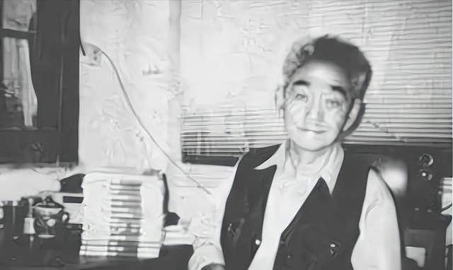 张爱玲却一毛不拔,临终时将百万财产留给了朋友_张子_黄素琼_张志沂