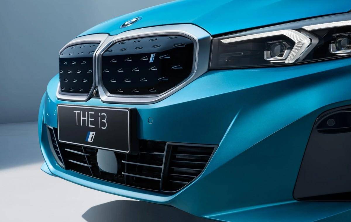 宝马i3落地只需22万!续航超过500公里,还要买特斯拉?