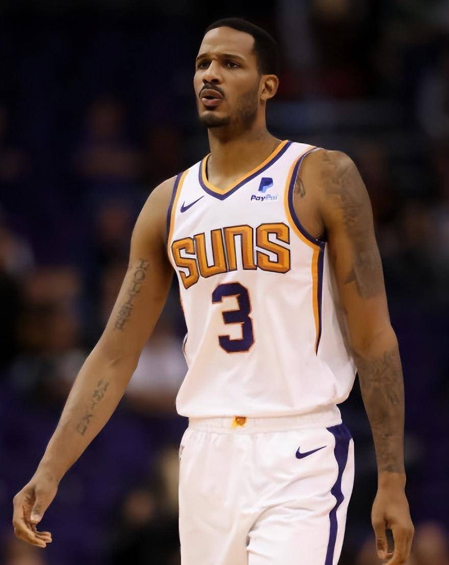 5万抚养费无力支付._特雷弗·阿里扎_湖人_比赛