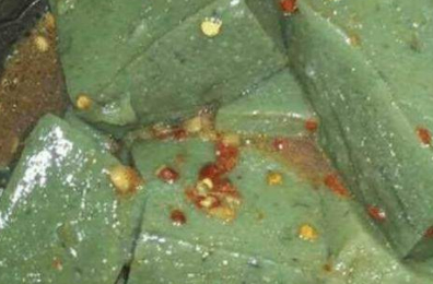 原创大姐在小镇上卖特色小吃30年从不涨价一份6元夏天生意更好