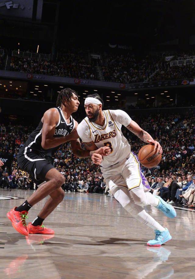 nba常规赛中东西部球队的对决价值何在区域之争引发的篮球魅力