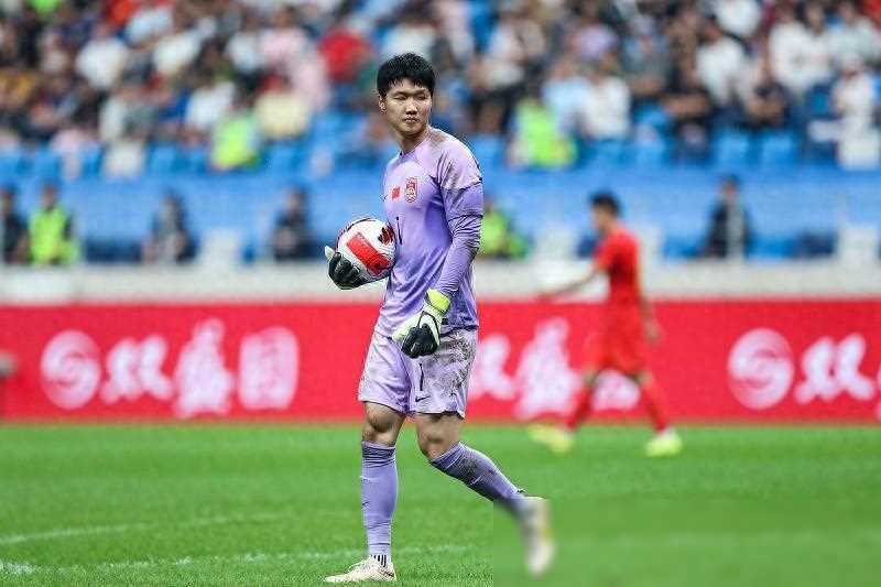 风暴眼:蹇韬意外受伤无缘奥预赛,海归门将紧急驰援_比赛_招李昊_中国