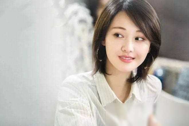 郑爽穷光蛋再上热搜是真实境遇还是另有隐情