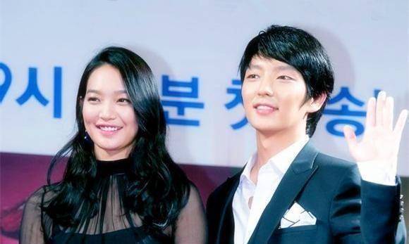 「银幕情侣」李准基申敏儿,爱是跳出三界外不在五行中