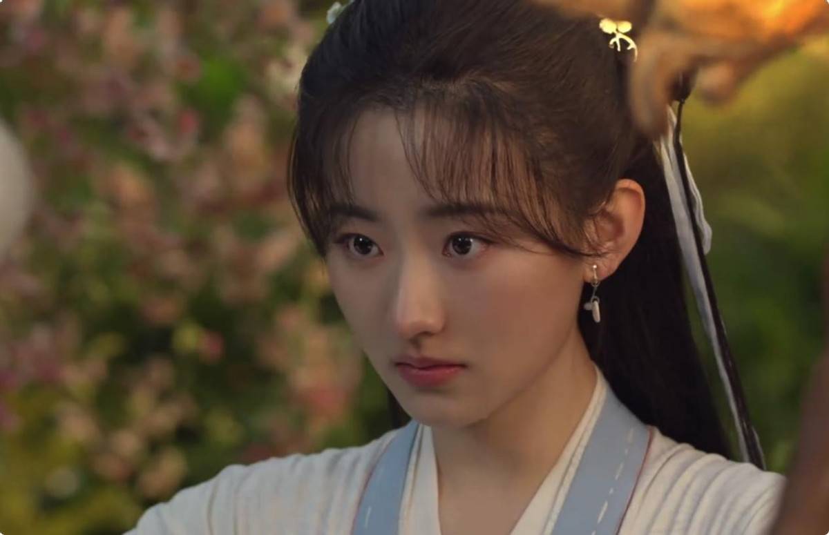 原创演赵灵儿的女演员别随便找丫鬟脸雷震子发型糊弄谁呢