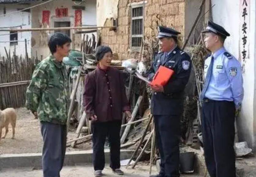 2020年四川21岁小伙酒后手刃生父母亲为其顶罪邻居联名求情