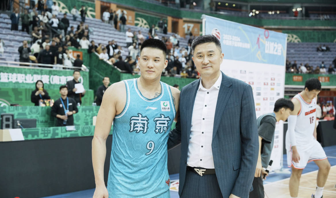 原创散是满天星曾繁日打广东砍101311首拿三双和杜锋寒暄感情好