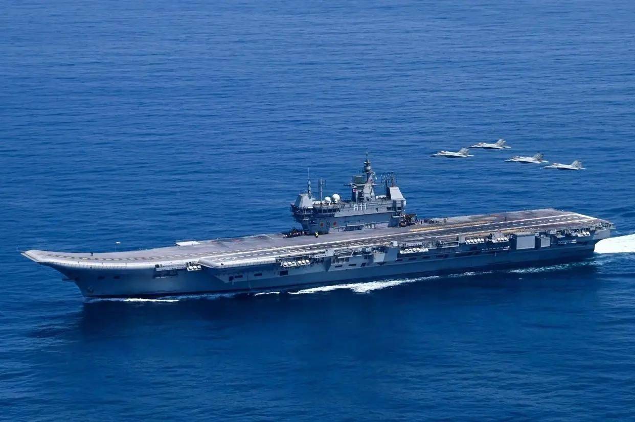 印度追赶中国航母被批,美专家:中国不靠航母取胜,印度落入圈套