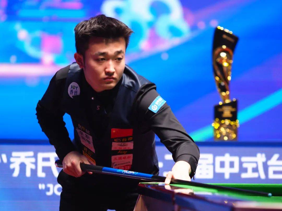 央视大舞台,五百万冠军奖金,中式台球至高荣誉,因此,当总决赛夺冠机会