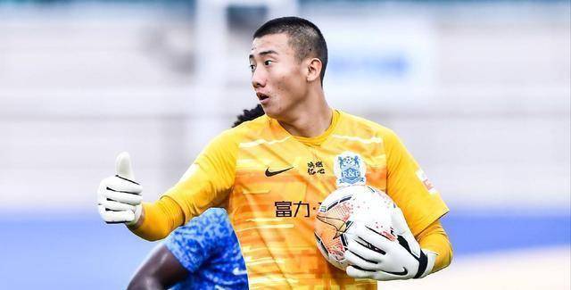 u21国足门将爆发,全场9次扑救,球队时隔414天再次零封对手_防守_韩佳