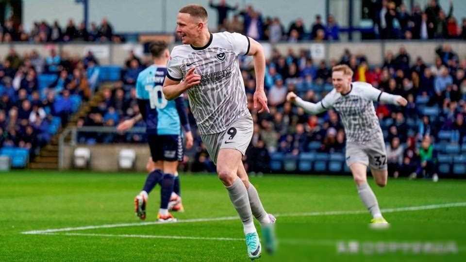 英甲第41轮朴茨茅斯升级在望中卫戴帽垫底队遭羞辱