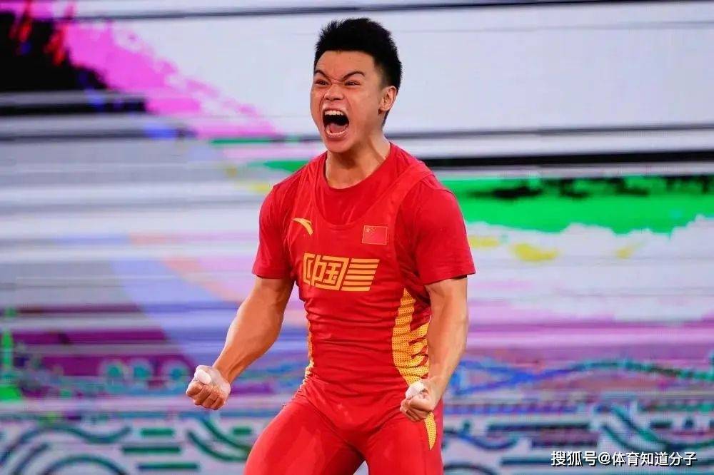 22岁举重名将遇滑铁卢,梦之队巴黎夺冠遇考验_比赛_中国_舞台