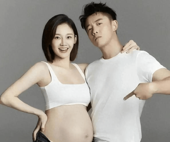 跑男团7位元老现状郑恺李晨继续奔跑杨颖疑似难复出