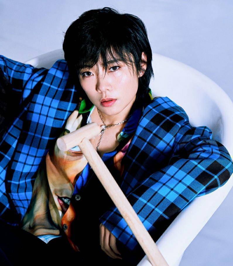 原创许飞忘性真大前者不记与尚雯婕同台出道之情后者直接把张含韵当