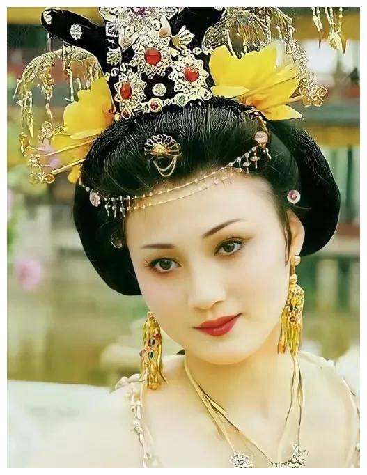 这6位古典女星告诉你,珠圆玉润才是极致美_林芳兵_杨贵妃_朱琳