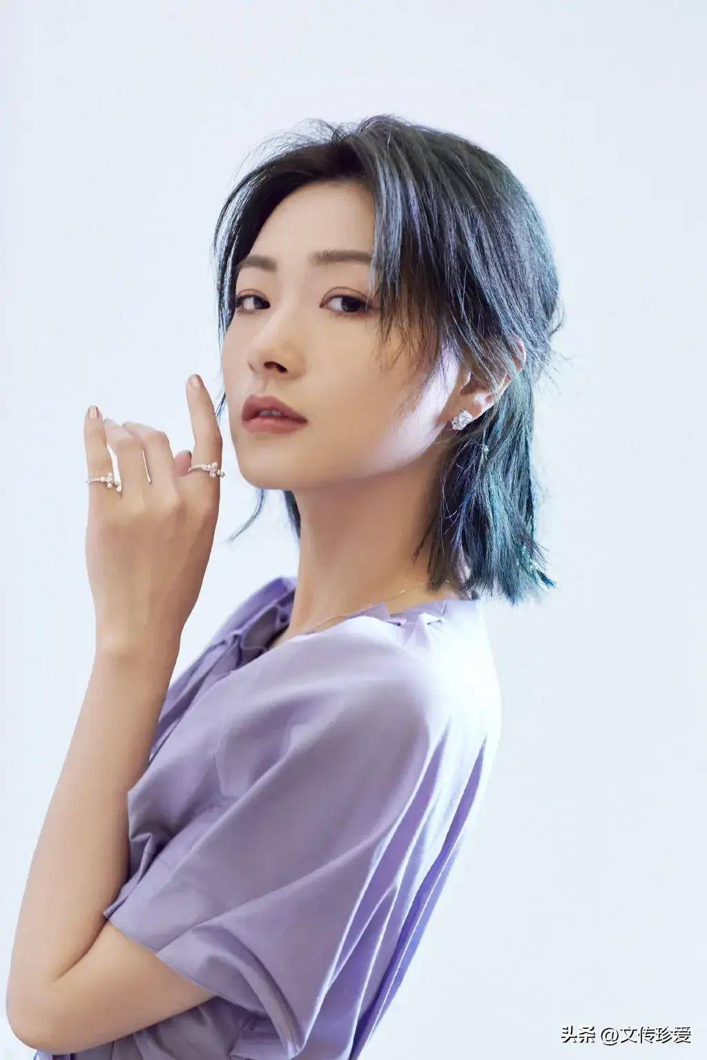 她在最红时怀孕淡出娱乐圈,复出之后重回巅峰,今38岁红透半边天_万茜