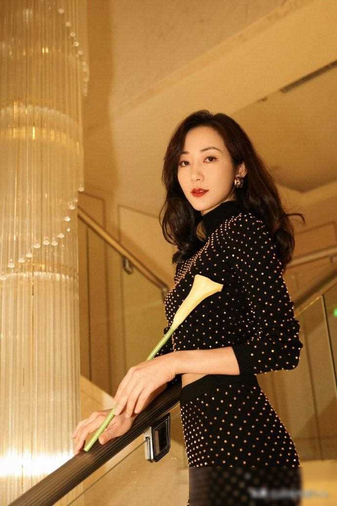 韩雪给人的高冷感觉是真没人可以替代