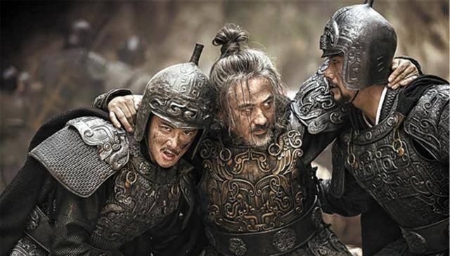 曹操临终前再次梦到"三马同槽",为何不杀司马懿,反而喜笑颜开_马超