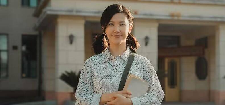 《乘风踏浪》被人举报贪污受贿,中风瘫痪在床,秦升下场大快人心