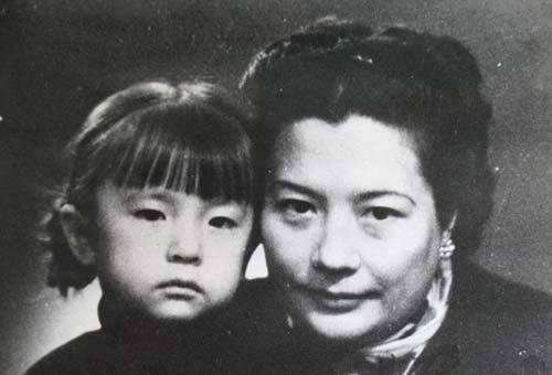 可是戏剧大师早有妻子儿女_周信芳_裘丽琳_刘凤姣