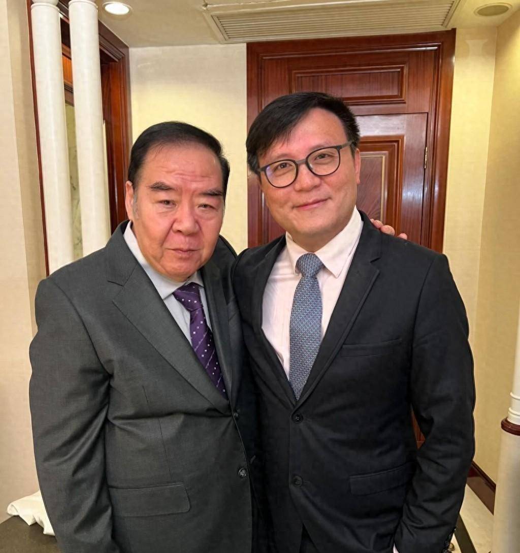 郑则仕一向低调处理家庭事务,很少在2019年的采访中透露孩子的现状.