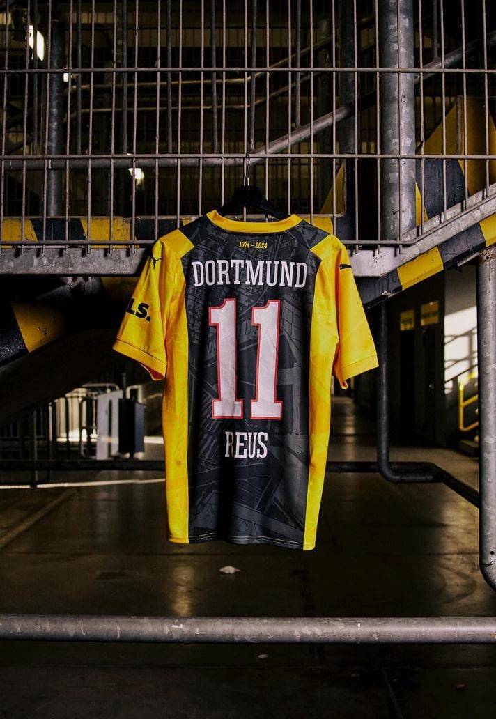 多特蒙德足球俱乐部推出2324特别版球衣