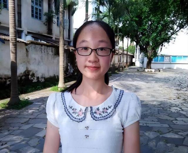 原创广西神游女孩孟笛箫交卷时才发现在高考后来考了多少分