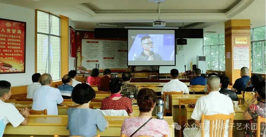中央及地方媒体点赞兵子精神军内外广泛开展向周广兵学习主题活动