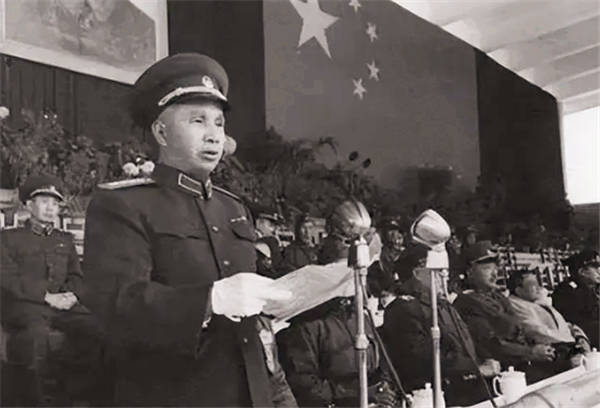 淮海战役谁指挥都赢总指挥5天前刚定粟裕打到一半差点被翻盘