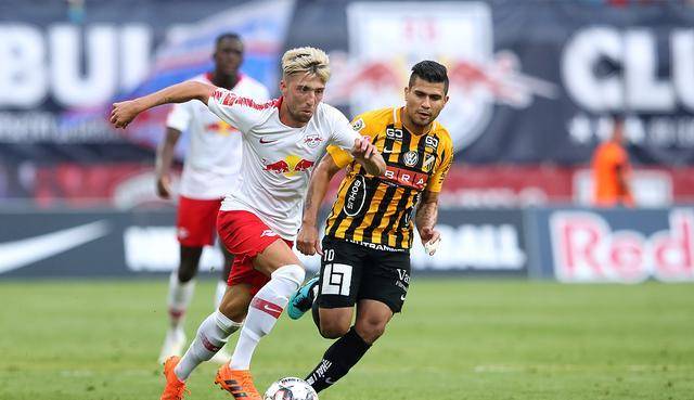 原创莱比锡红牛手握交锋优势博阿维斯塔遭遇连平吉维森特逆风乏力