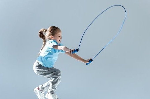 每天跳绳能够减掉肚子上的赘肉吗?_运动_身体_方式