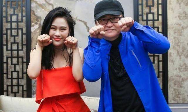 继刘欢退出2021《好声音》后,又一位女导师退出了_那英_观众_袁娅维