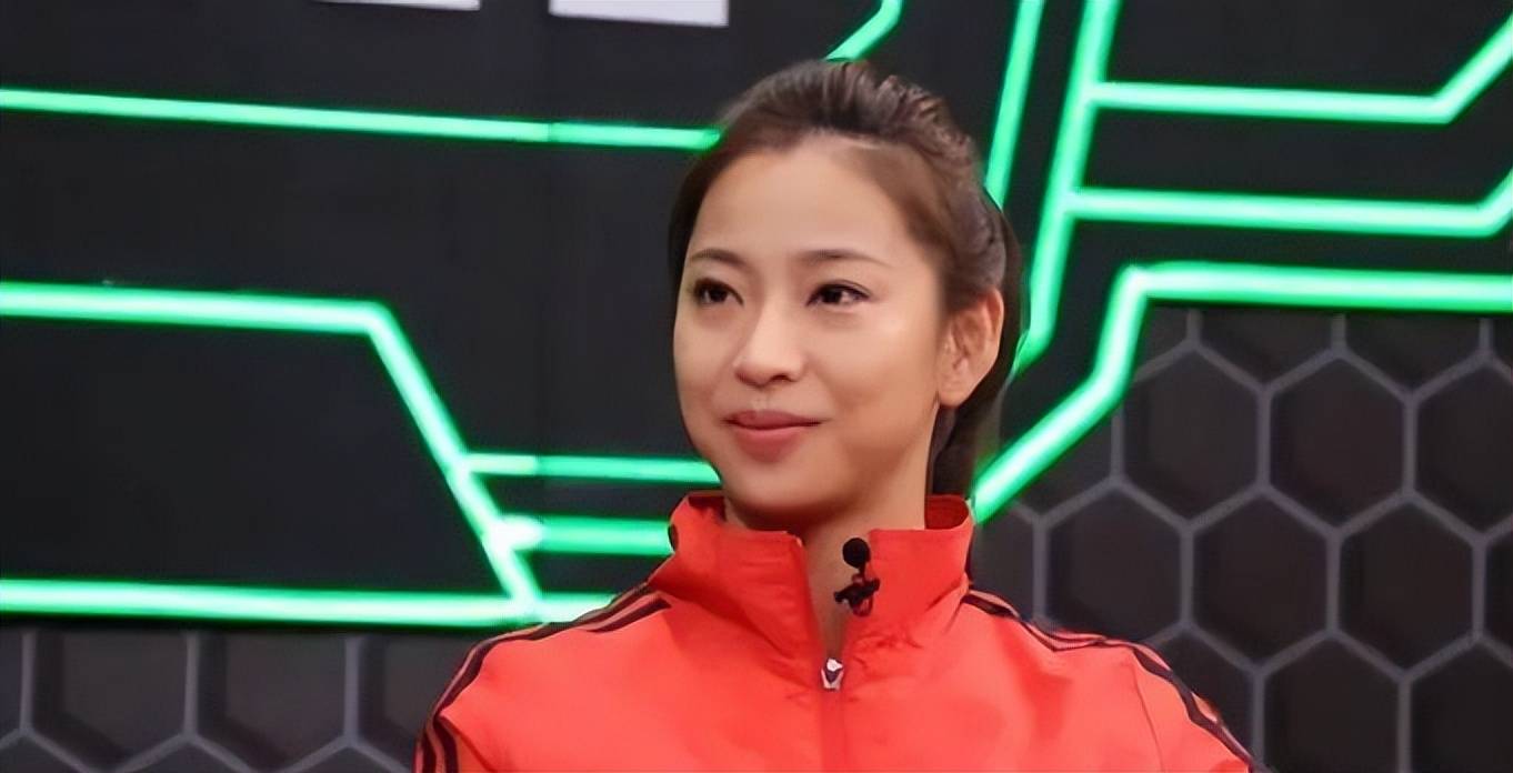 原创退役变高管天津女排名将之女王茜成体育界新星背后故事曝光