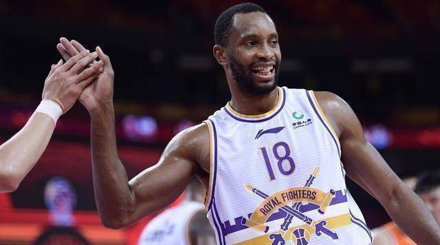 原创本赛季第5次挑战五连胜马布里这次能率领北控击败魔咒吗