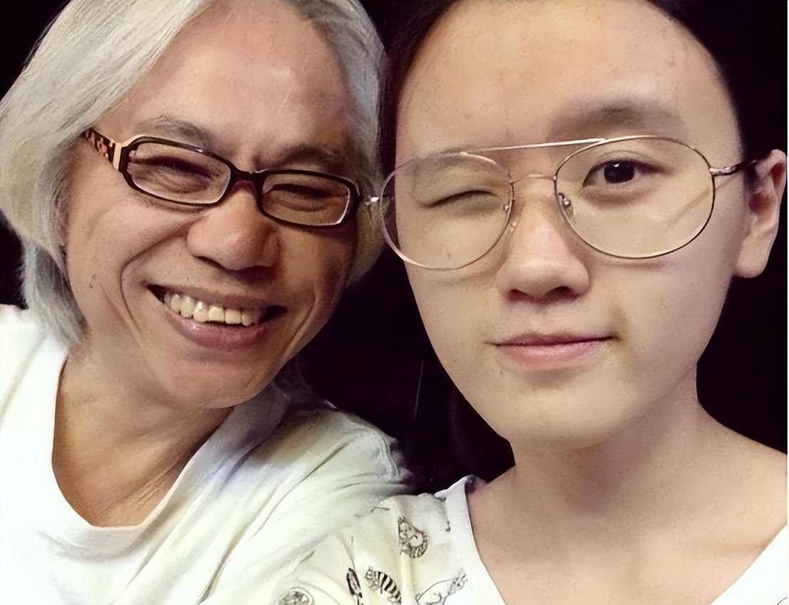 原创李坤城去世47天真实生活曝光打游戏酗酒贷款儿子要告林靖恩