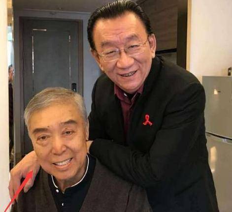 侯耀文_侯宝林_父亲