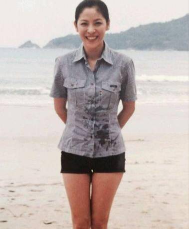 炮轰周星驰没良心,枭雄"向太"几番沉浮,老年坦言:健康最重要_陈岚