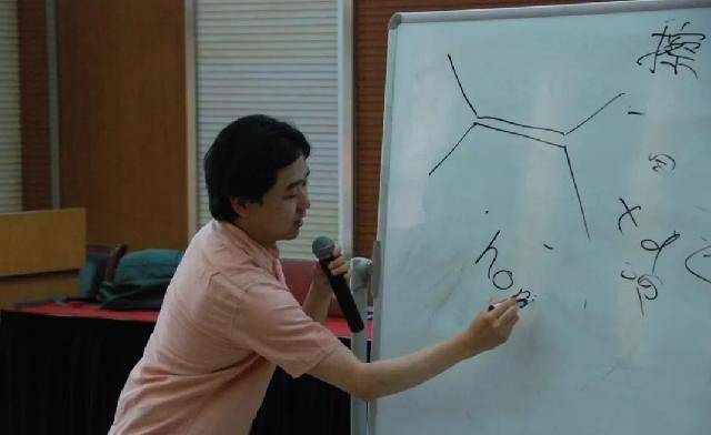 天才:高中是同桌,毕业后各奔东西,事业巅峰在哈佛相遇_张湛_研究_尹希