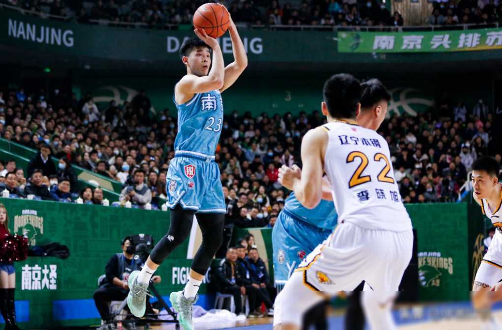 对于主教练一职,西热力江有很大可能会继续担任南京同曦队的主教练.